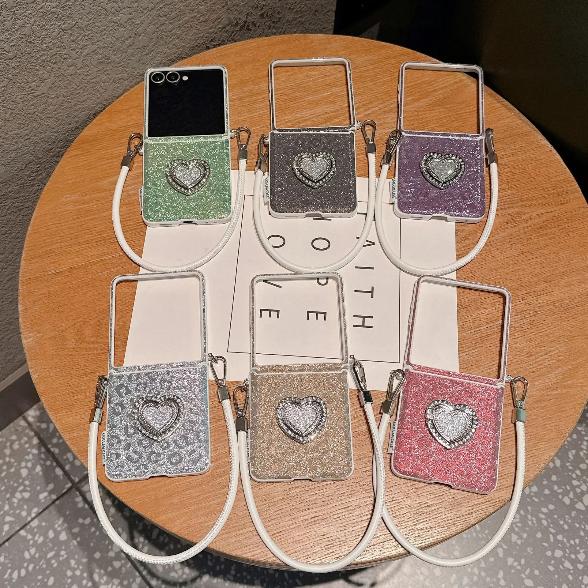 Shining Leopard Print 3D Heart for Samsung Galaxy Z Flip 8 7 6 5 Protective Back Cover for ZFlip8 ZFlip6 ZFlip7 Case Shell