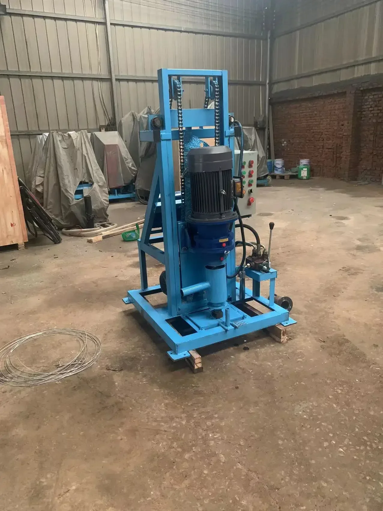 Electric drilling machine hydraulic drilling rig Small household 100m water well rig Hydraulic electric telescopic drilling rig