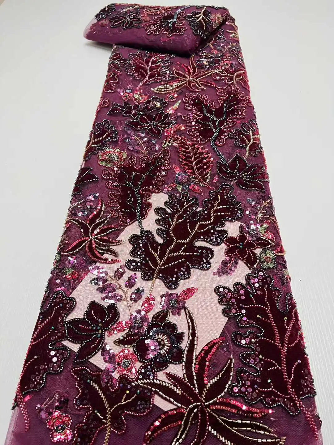 

Luxury African Velvet Lace Fabric Nigerian Beads sequins Lace Fabric 2025 High Quality Luxurious Wedding Dress For Women Dresses