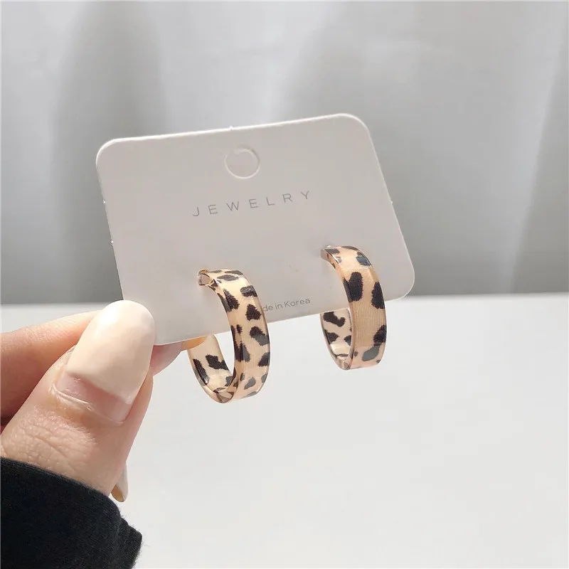 Korean Leopard Print Hoop Earrings For Women Girls New Fashion Resin Acrylic Earrings Unusual Earrings Summer Party Jewelry Gift