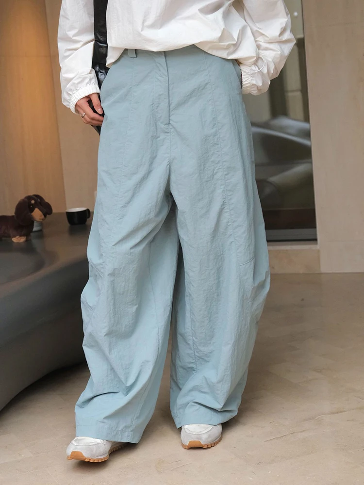 [EAM] Pantaloni casual a gamba larga lunghi sottili a forma di breve blu a vita alta Nuovi pantaloni Moda donna Marea Primavera Autunno 2024 1DH6321