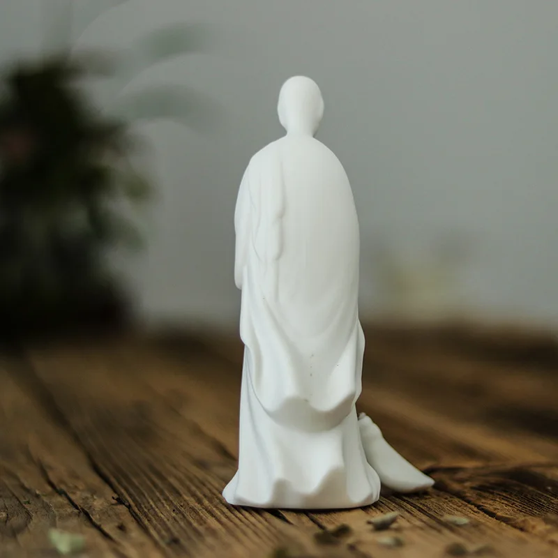 Pure White Zen Chinese Ceramic Figure Sweeping Monk Whiteware Porcelain Home Decoration Accessories for  Living Room Gift