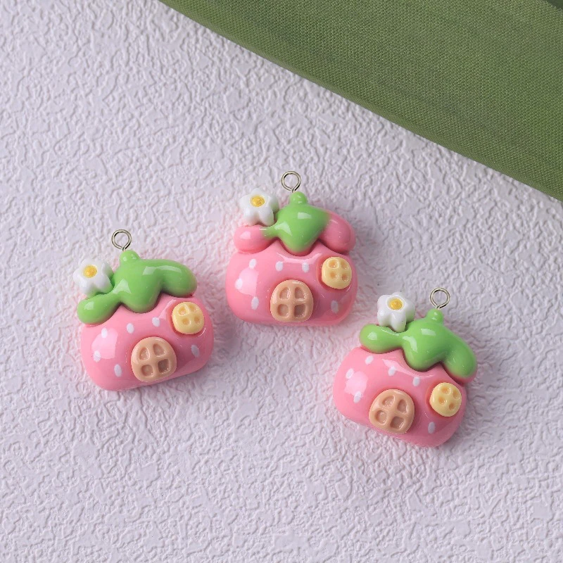 10Pcs Kawaii Rabbit Strawberry House Resin Charms Lovely Cartoon Animals Pendants for Earrings Keychains DIY Jewelry Make