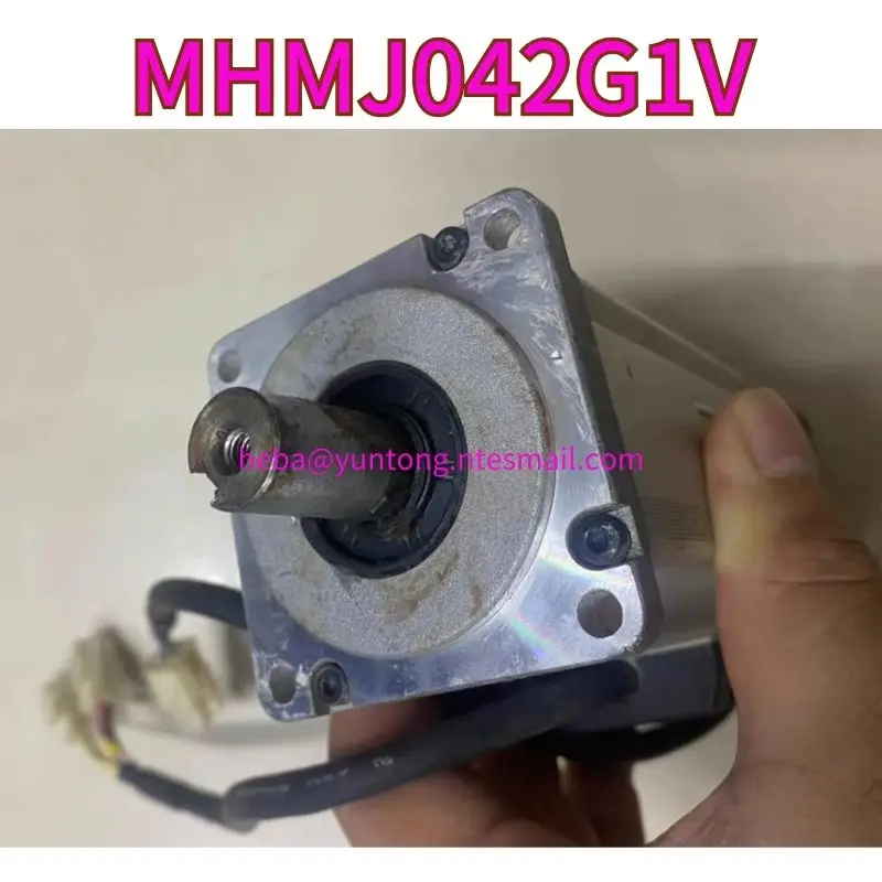 Used MHMJ042G1V servo motor 0.4KW