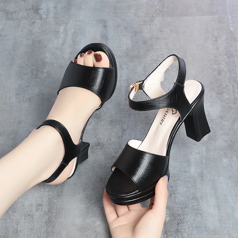 صنادل مماشي للموضة بكعب نسائي من الجلد للسيدات حذاء صنادل صيفية 2025 مفتوحة من الأمام بكعب عالٍ فستان صندل نسائي فاخر 34-40 #2