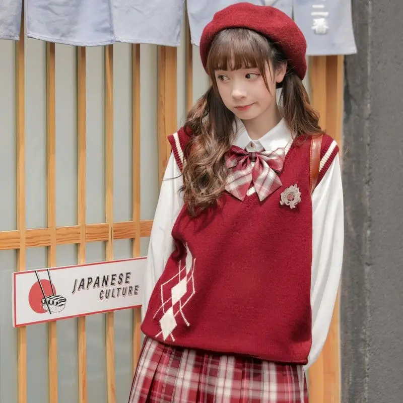 

Japan Embroidered V-Neck Jk Vest Sweater Red Japanese Loose College Style Wool Sweater Spring And Autumn New Vest