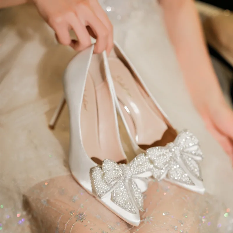 Large Size 32-43 White Wedding Shoes Women Thin Heel Pointed Satin Pearls Bow Bridesmaid High Heels Dress Shoes