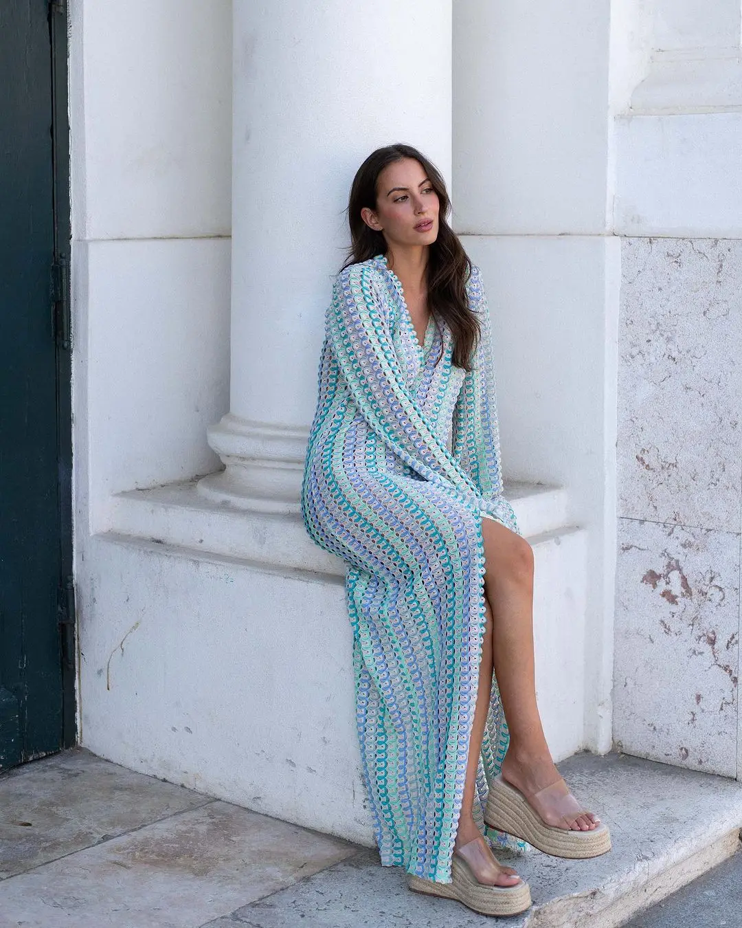 Vestido de punto de ganchillo a rayas de colores para mujer, manga acampanada, cuello en V, abertura alta, vestidos largos de gancho, fiesta