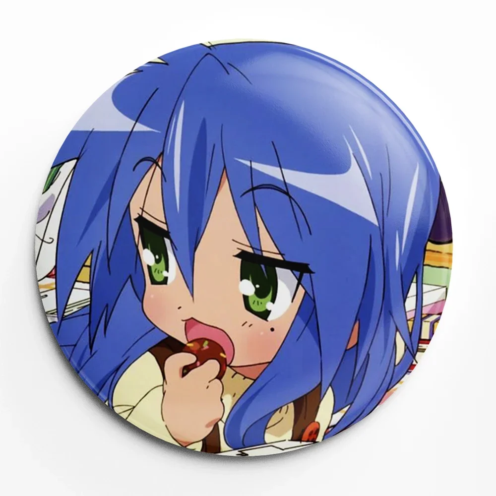 Izumi Konata Cute Cartoon Soft Button Lapel Anime Pin Brooch Jewelry Decoration Gift 58mm