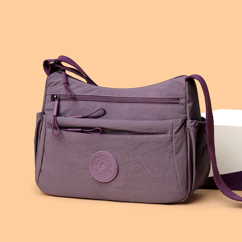 

Women's Stylish Crossbody Bag Multi-Compartment Organizer with Chic Solid Color Lightweight & Secure for Commuting Travel
