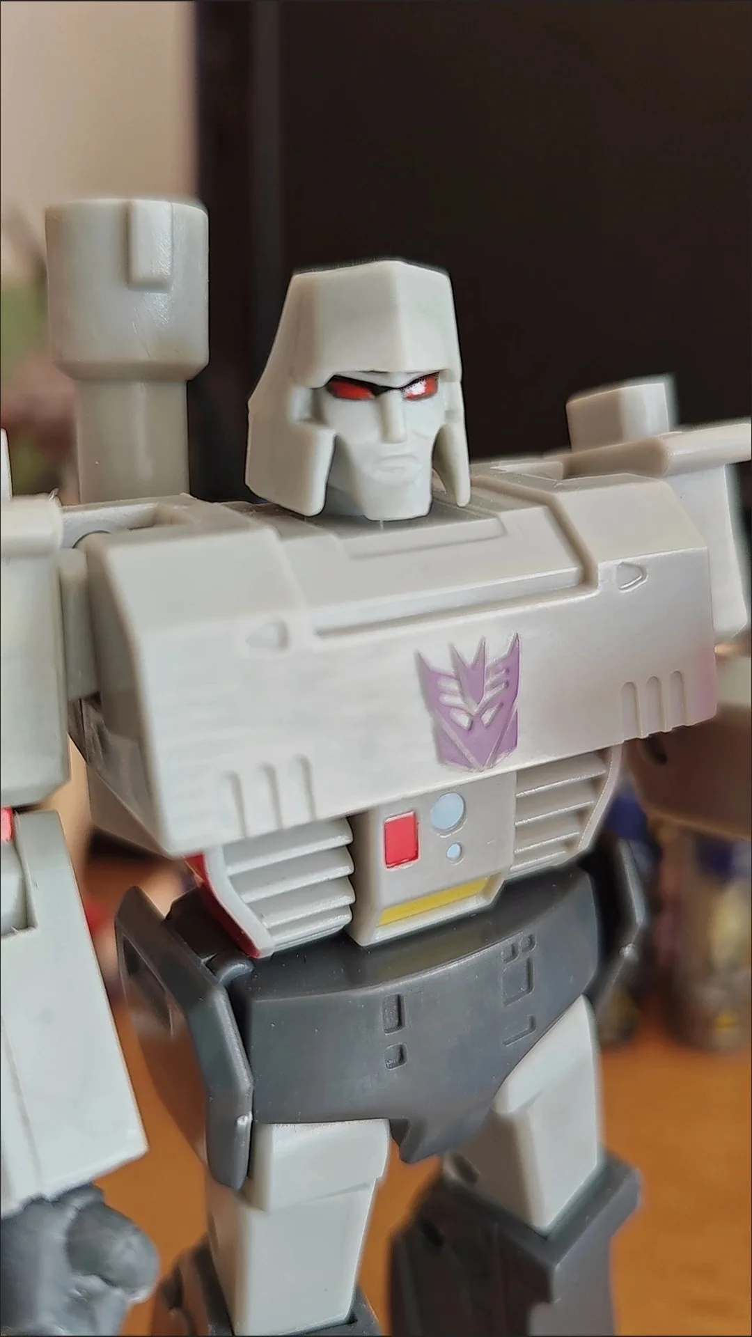 ในสต็อก Hasbro Transformers ของเล่นสีแดง Super Movable Series G1 Megatron 6 นิ้วเคลื่อนย้ายได้หุ่นยนต์รูปอะนิเมะเด็กของขวัญ