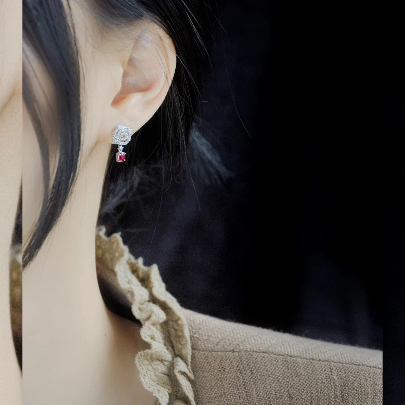 Aazuo Fine Jewelry 18k White Gold Natural Oval Ruby Real Diamonds Flower Stud Earrings Gifted For Women Engagement Wedding Party