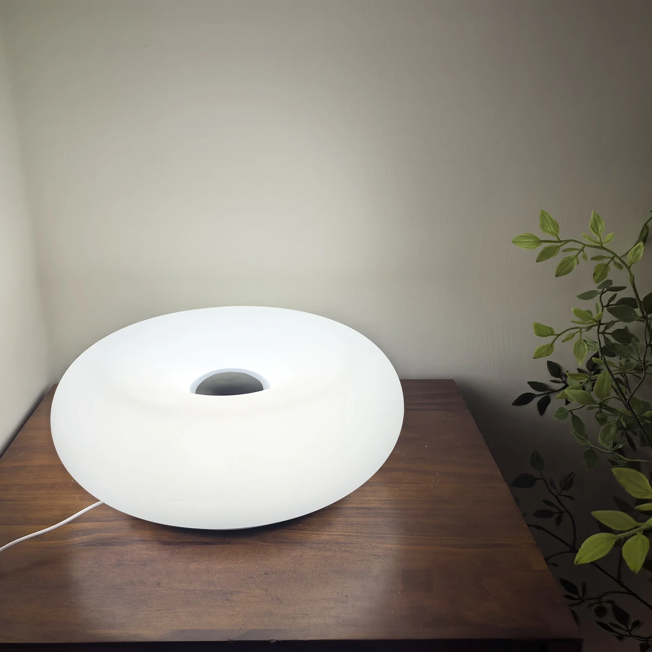 Doughnut table lamp USB plug bedroom bedside ambient light Bauhaus living room dining room decorative light