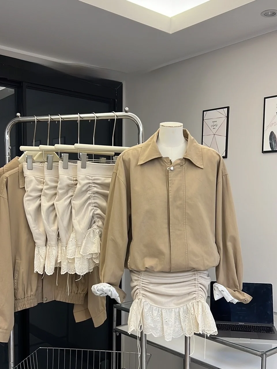 

Khaki Jacket Women's Loose Casual American Style Workwear Top High Waist Zipper Decorated Fashion Set Autumn Season