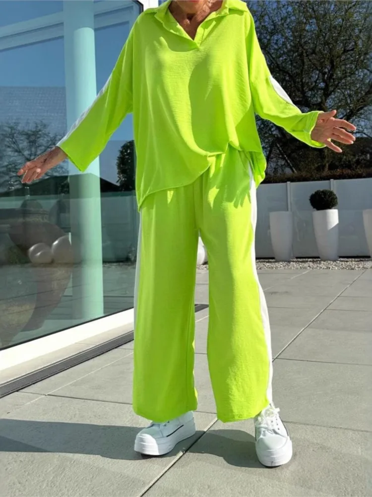 

2025 Autumn Fashion Sports Style Two Piece Set Loose Fitting Pullover Top Wide Leg Pants Sets For Woman 2 Pieces Casual Outfits