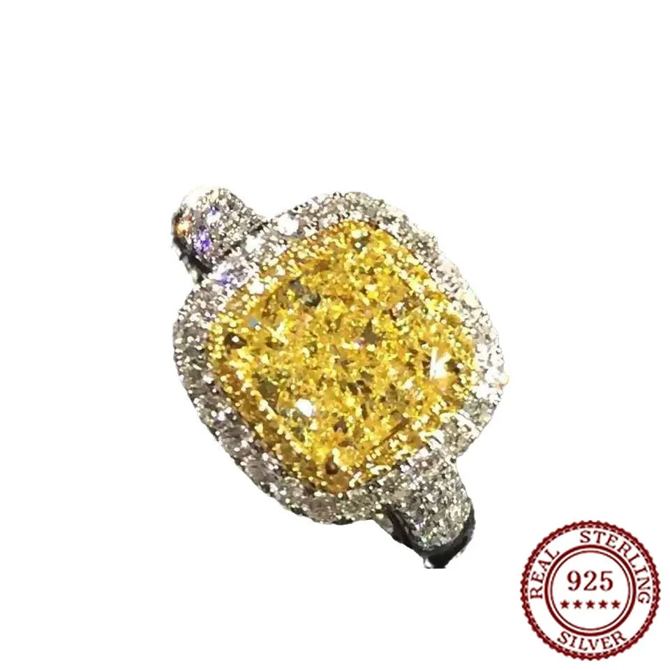 

2025 New Trend 925 Sterling Silver Classic Temperament, Grand Fashion, Classic Women's Diamond Set Zircon Versatile Ring