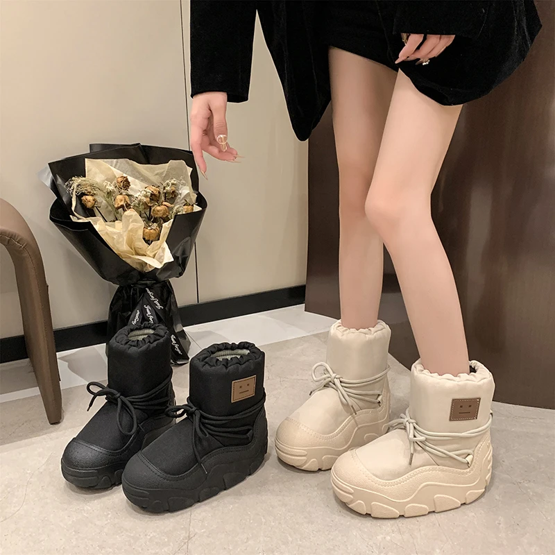 Winter Women's Luxury Plush Fashion Cotton Shoes Designer Flat Bottom Anti slip Snow Boots Outdoor Comfortable Women's Boots