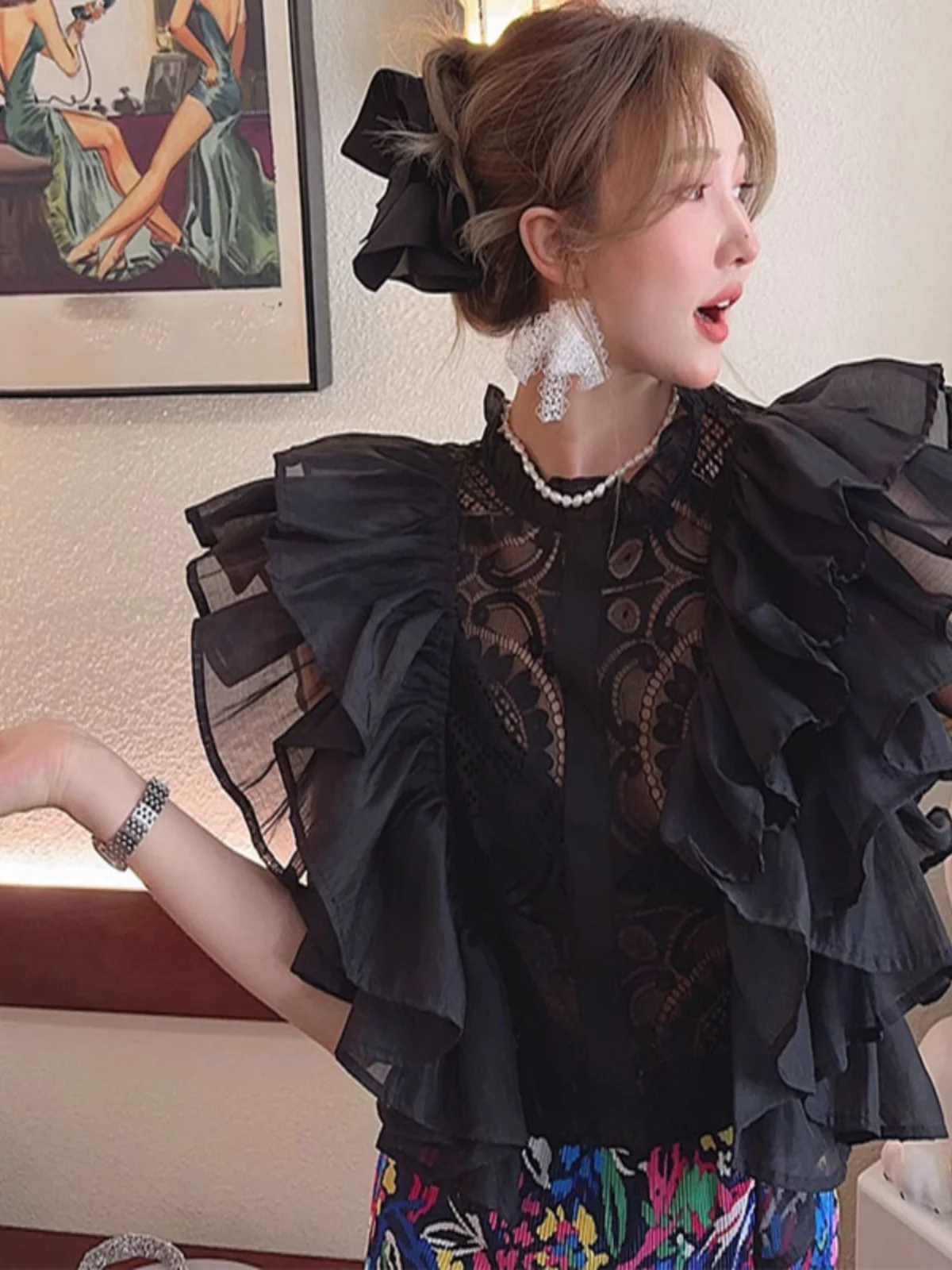 Summer New Lace Splicing Ruffles Short Sleeve Loose Shirt Women Sexy Hollow Fashion Versatile Temperament Stand-up Collar Top