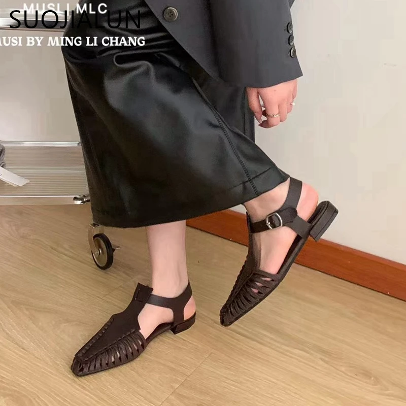 SUOJIALUN Summer New Women Sandal Fashion Close Toe Ankle Strap Ladies Casual Gladiator Shoes Soft Flat Heel Dress Slingback Sho