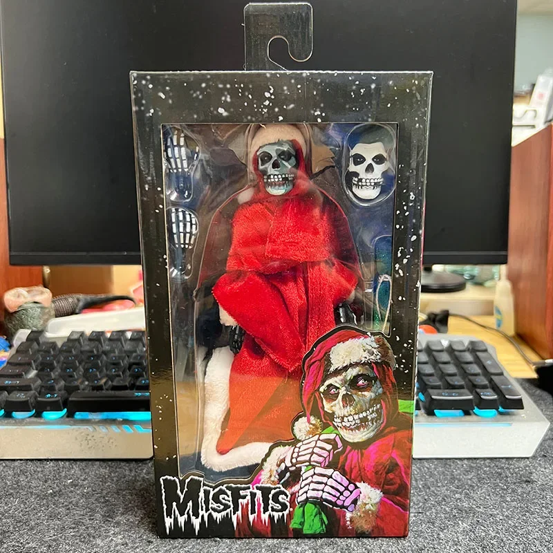 

Spot Authentic NECA Original Mismatched Band The Misfits Holiday Devil Christmas Edition 8-inch Cloth Action Figure Model Toys