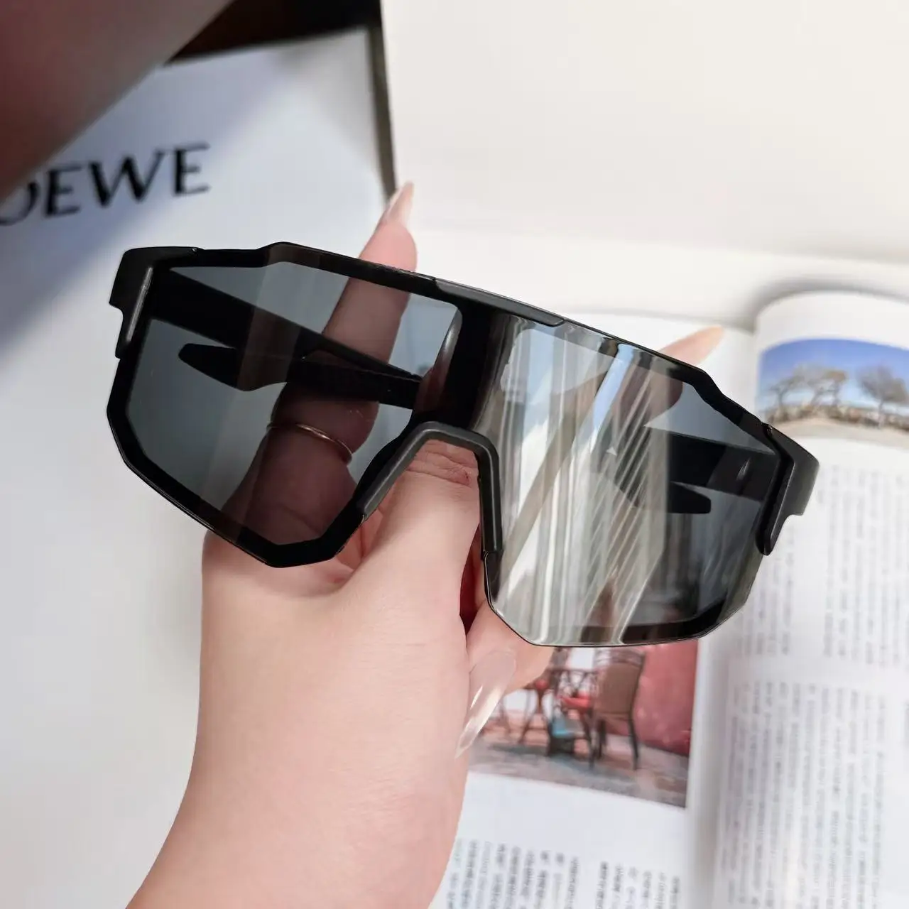 نظارات ركوب الدراجات الرياضية الملونة على الموضة، نظارات التزلج وتسلق الجبال المقاومة للرياح، نظارات شمسية مضادة للأشعة فوق البنفسجية 400 للأنشطة الخارجية