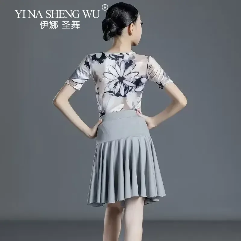 Sukienka do tańca latynoamerykańskiego dla dzieci, strój do ćwiczeń tanecznych dla dziewcząt, odzież do tańca towarzyskiego, strój na występy, strój na zawody latynoamerykańskie, strój na egzamin.