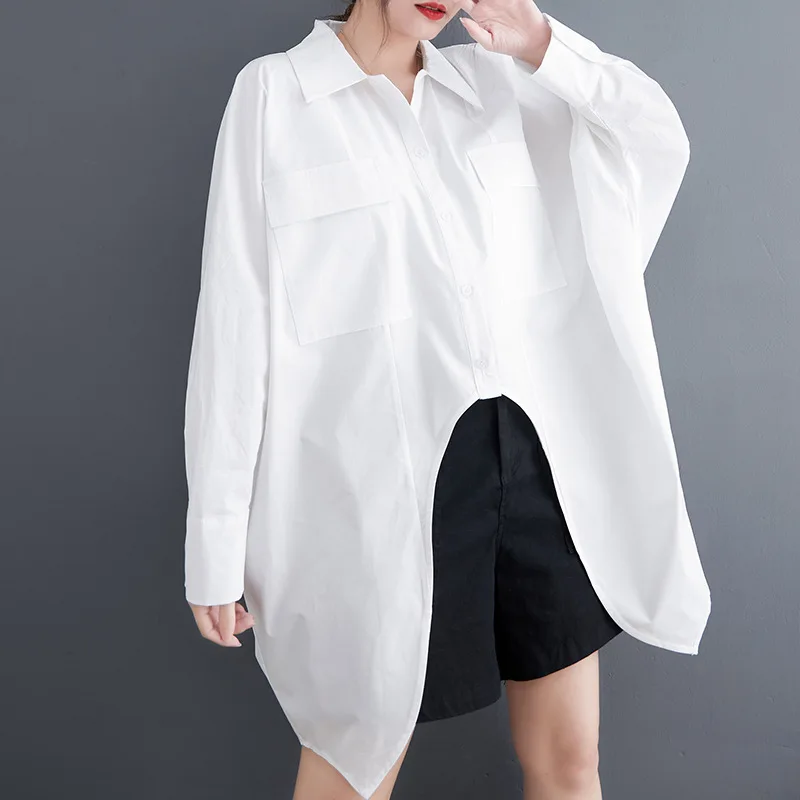 

White shirt with irregular bat sleeves for women, short long in the back, lazy style, loose retro shirt, jacket, trendy top