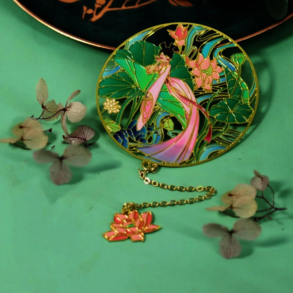 

Cute Dragon Chinese Style Bookmark Cat Flower Metal Book Clip Delicate Fish Tassel Book Page Marker Journal Diary Decoration