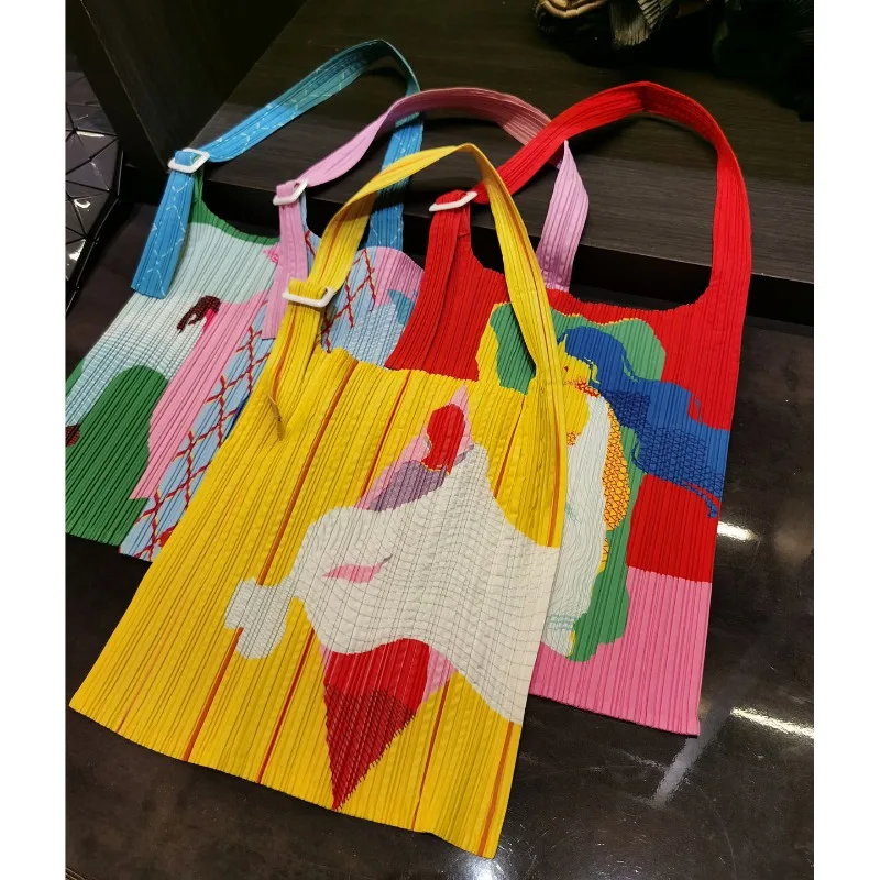 Miyake Pleated New Niche Design Cartoon Mini Knitted Phone Bag Versatile Compact Portable Commuter Crossbody Small Square Bag