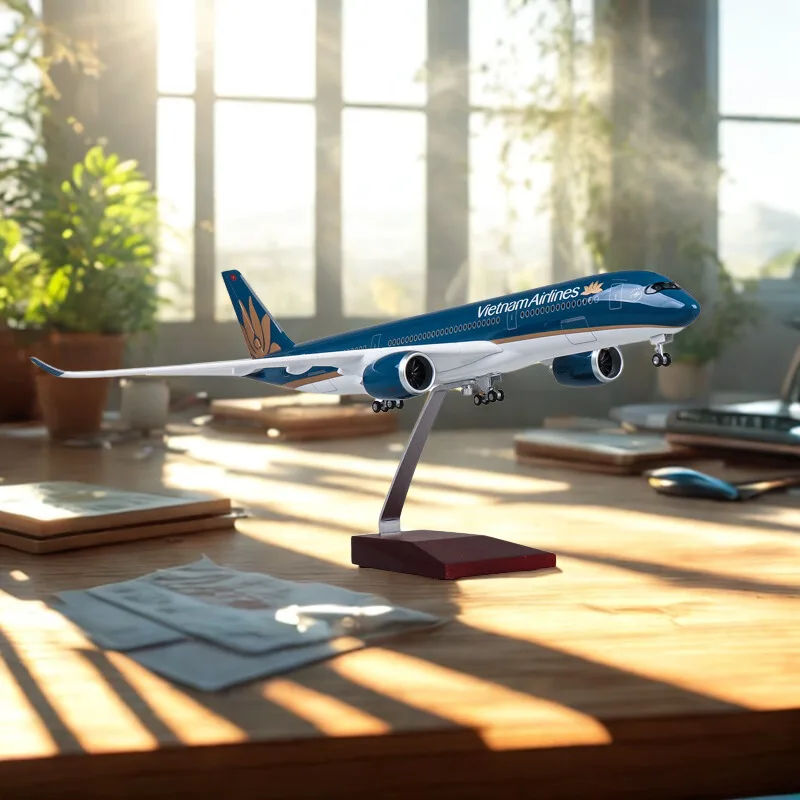 

Airbus A350 Dreamliner Aircraft Vietnam Airlines 47CM 1/142 Scale Airplane Model With LED Light and Wheels Diecast Plastic Plan