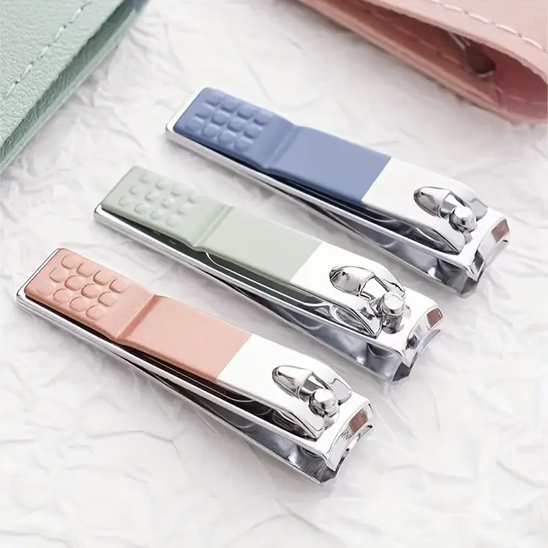 Set da vacanza per tagliaunghie da 4 pezzi, forbici per unghie a lama dritta in acciaio inossidabile, raccoglitore per orecchie, kit di attrezzi per tagliare le unghie dei piedi e