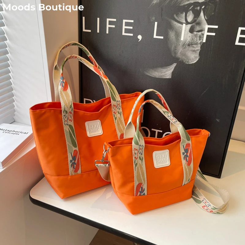 

Nylon Fabric Shoulder Crossbody Bags For Women Luxury Designer Handbags Water Resistant Floral Strap Large Capacity Shopper Tote