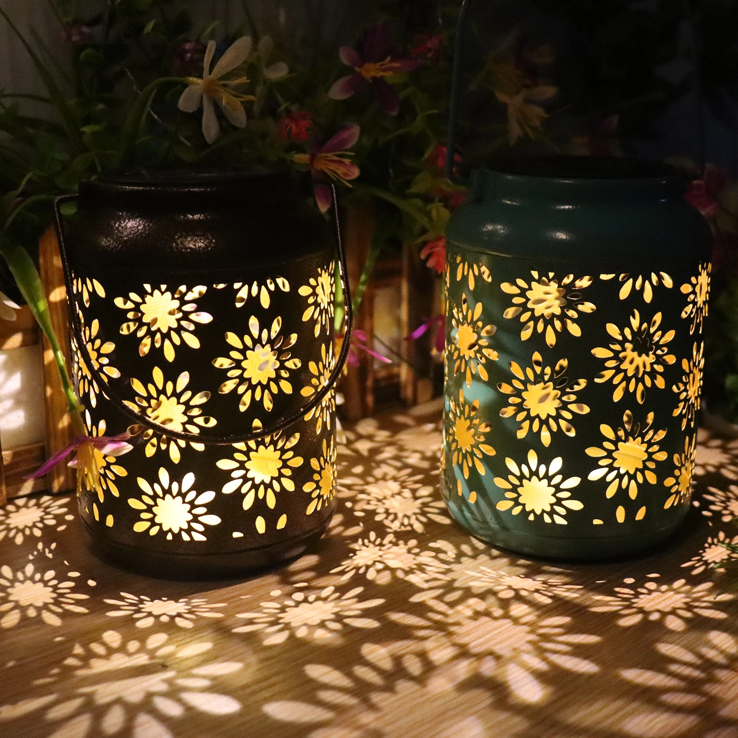 Vintage Finish Metal Solar Lights, Outdoor Yard & Garden Night Landscape Decor