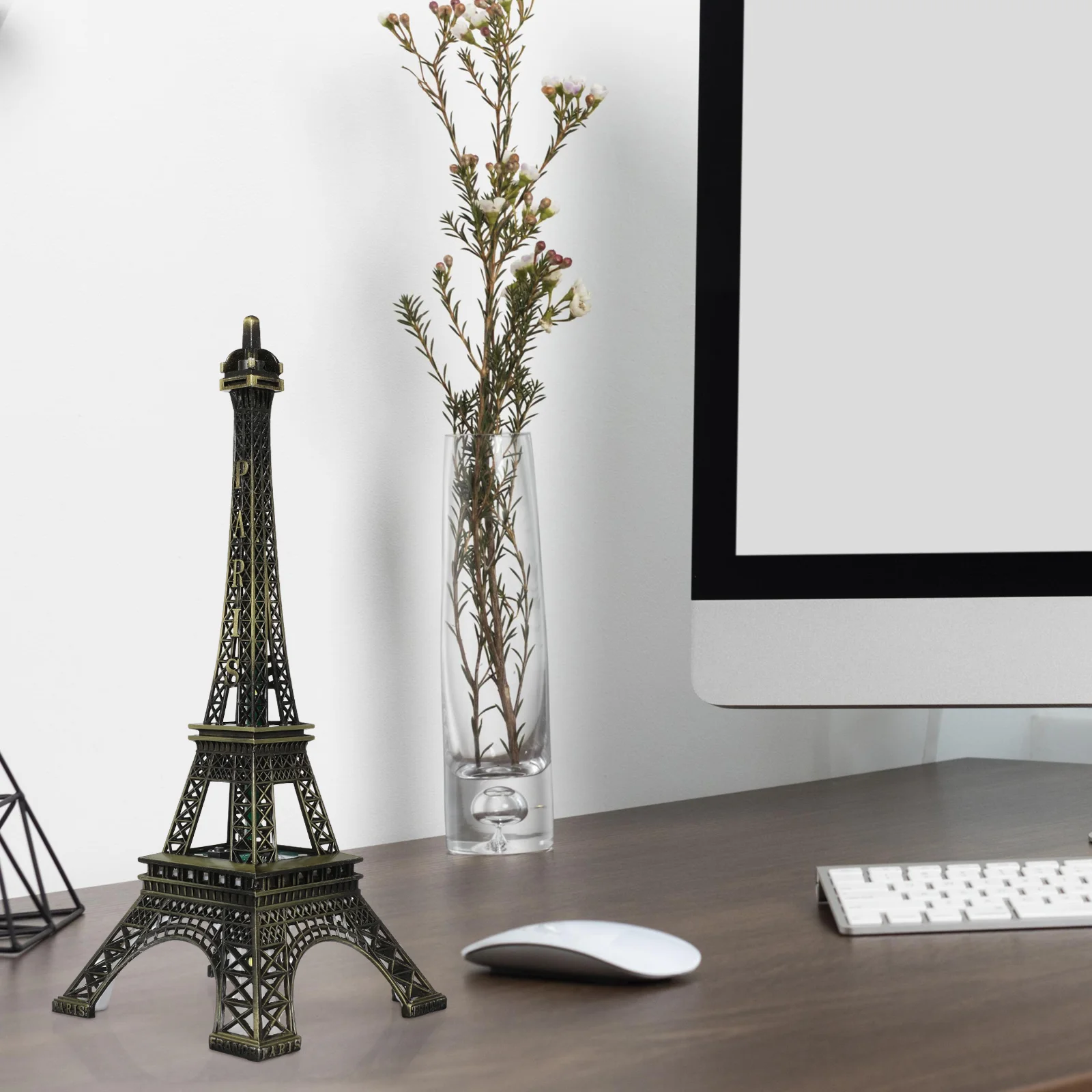 Led Light Paris Eiffel Tower Wedding Decoration Architecture Metal Crafts Vintage Model Desktop Decoration Travel Souvenirs