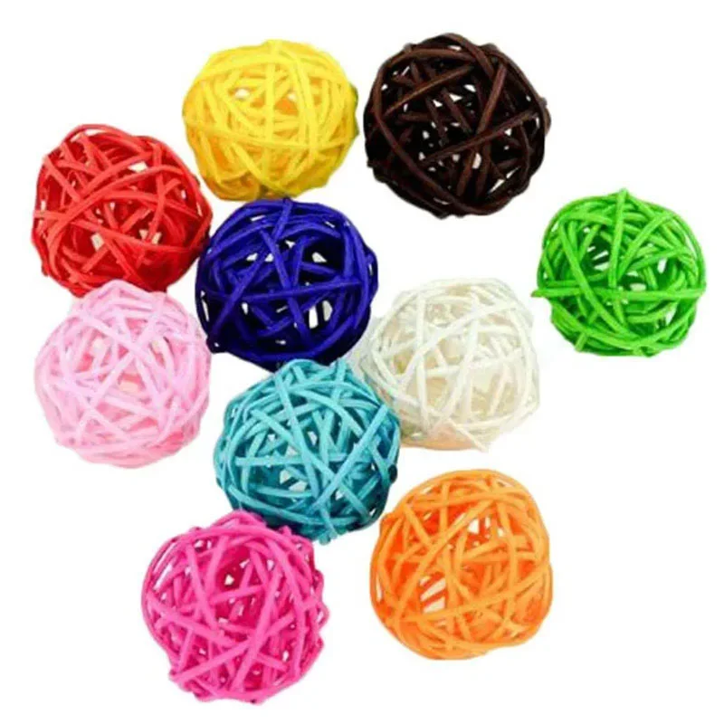 10pcs Parrot Chewing Toy Ball Primary Color Sepak Takraw Pet Bird Training Interactive Toy Bird Cage Decoration Bird Supplies