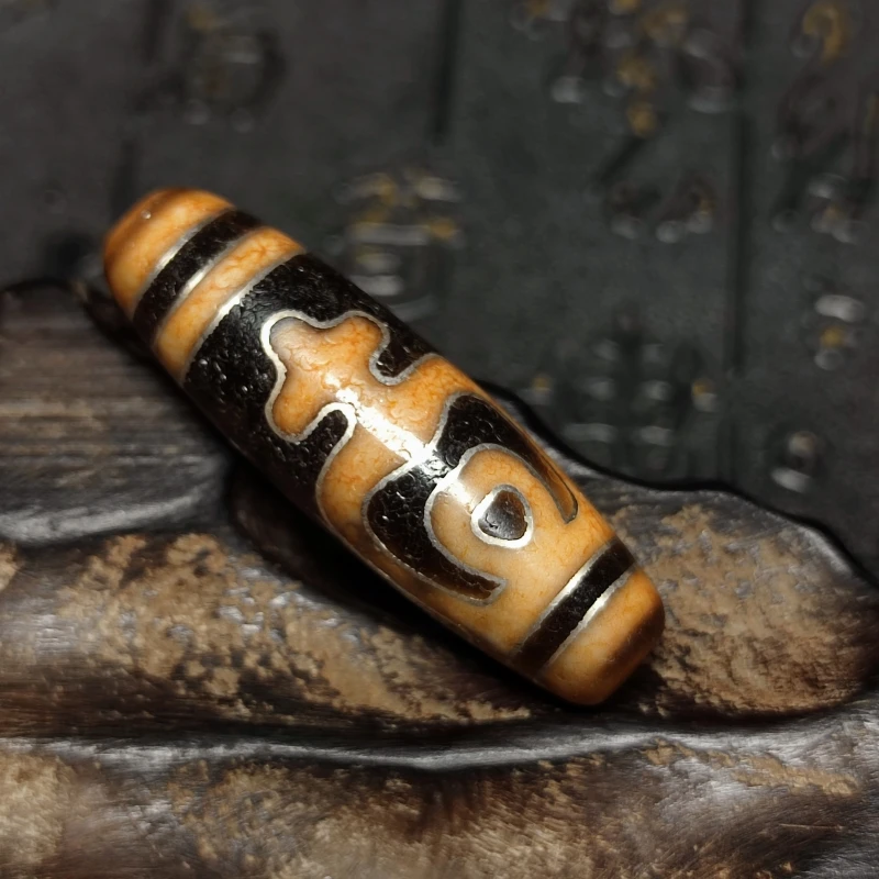 

Black/Orange Weathering Type 42.2*13.2mm Old Agate Inlaid S925 Tibet Aquarius Lotus Totem Dzi Beads Men&Women Amulet Jewelry DIY