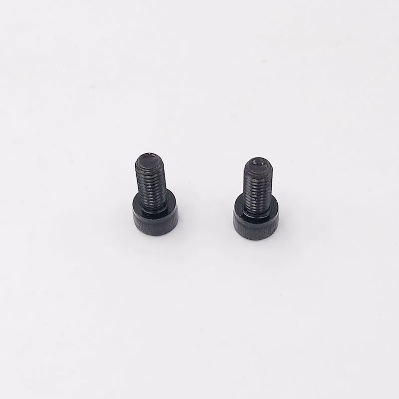 Muffler Screw Bolt Fit For husqvarna 61 268 272 K 362 365 371 372 372XP 385 385XP 390 390XP Gas Chain saw 725536955, 725537055