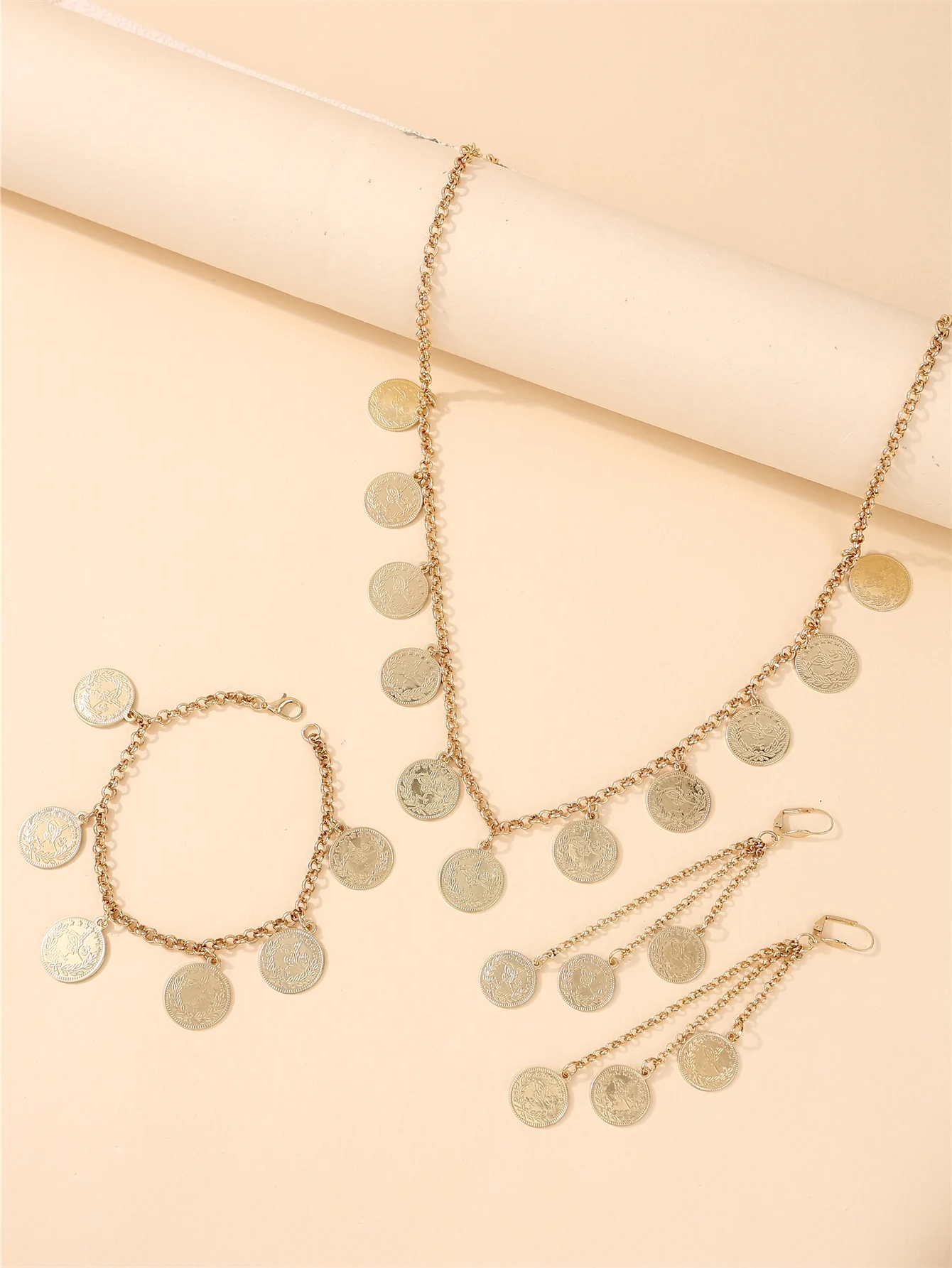 

Ladies' Elegant Jewelry Sets 3-Piece Set Necklaces Earrings Bracelets Moroccan Ladies' Wedding/Party Accessories