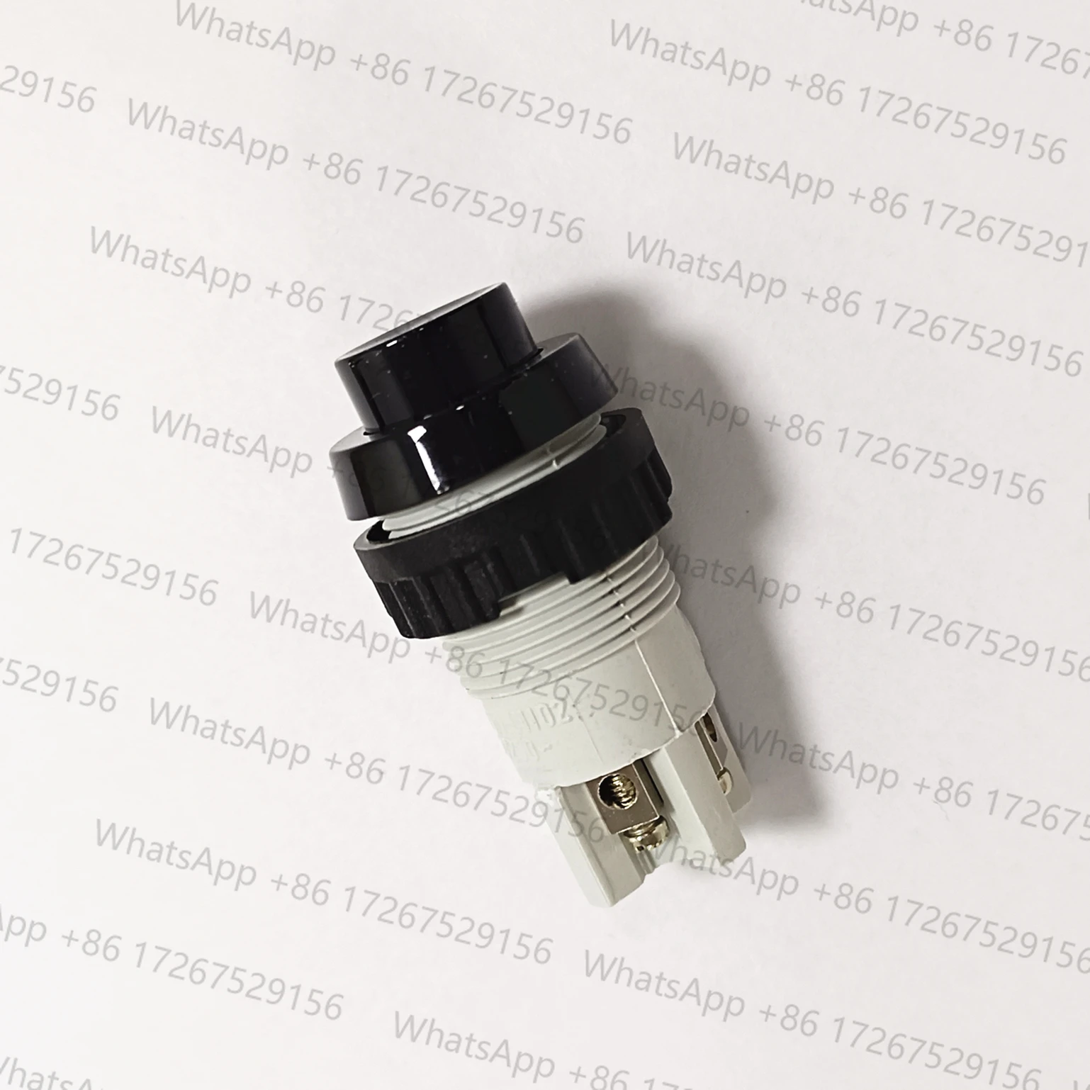 1.01.102.011/0104FOR Germny RAFI Self-reset button switch Cutting machine switch 1NC+1NO