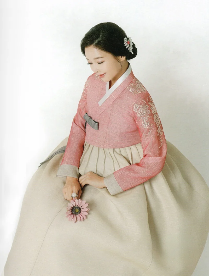 Korean Original Imported Hanbok Hand-embroidered Hanbok New Hanbok Large-scale Event Acting and Performance Costumes