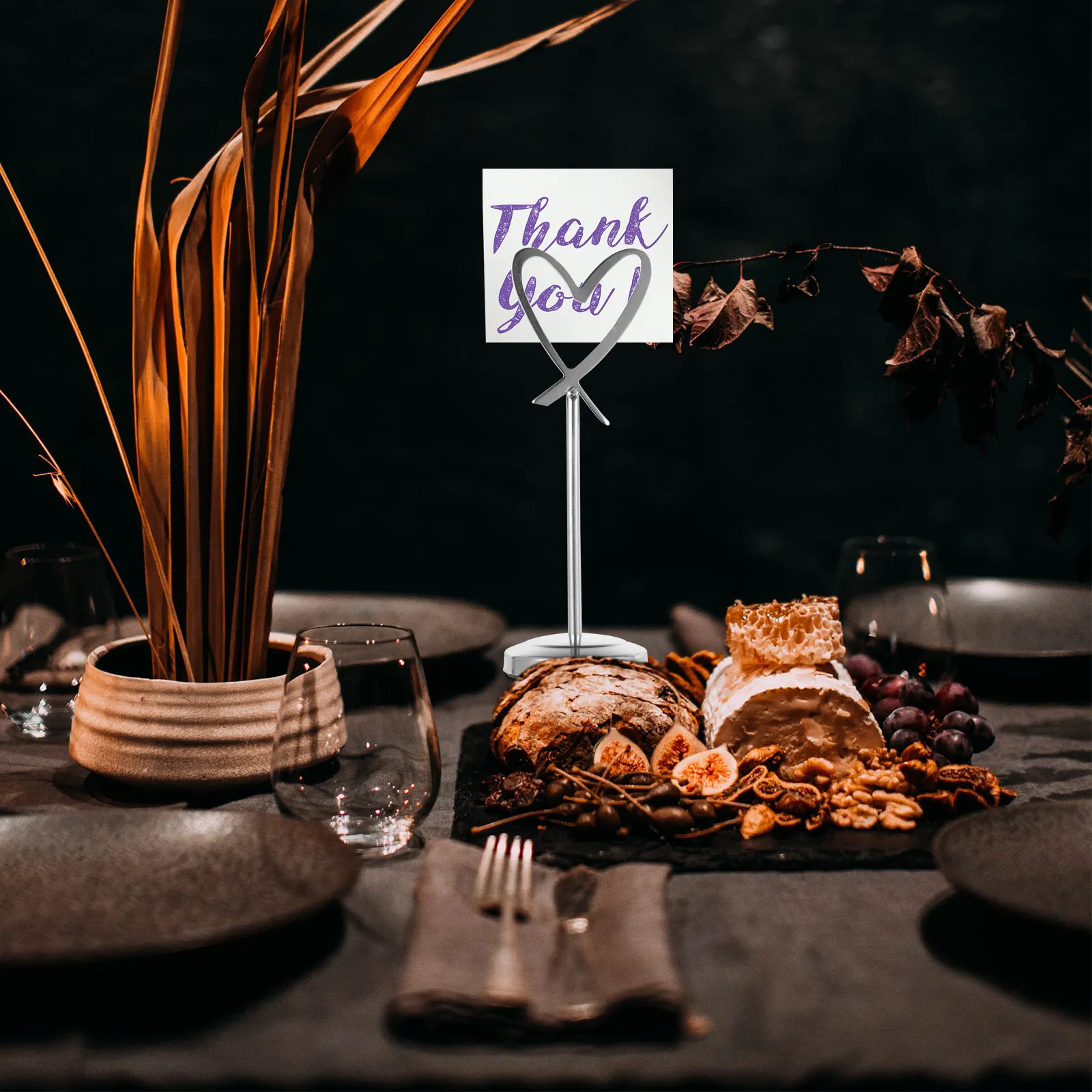 Elegant Heart Design Table Card Holder Table Name Stand for Wedding Reception Restaurant Prom Centerpiece Decoration Photo Clip