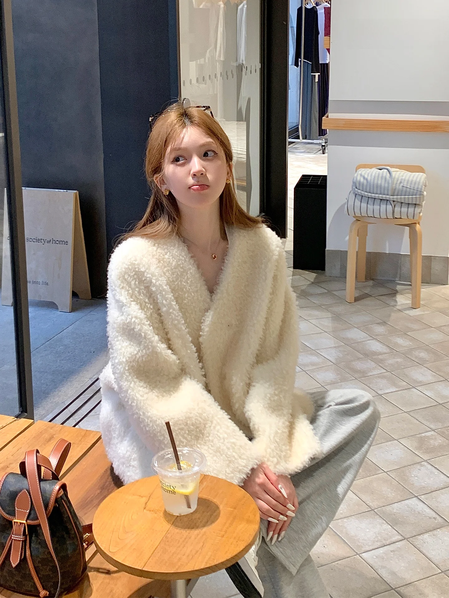 

Шуба из овечьего меха, женская зимняя верхняя одежда, удобная теплая ветрозащитная цельная кожа из овчины, без съемного дизайна, корейский Sle