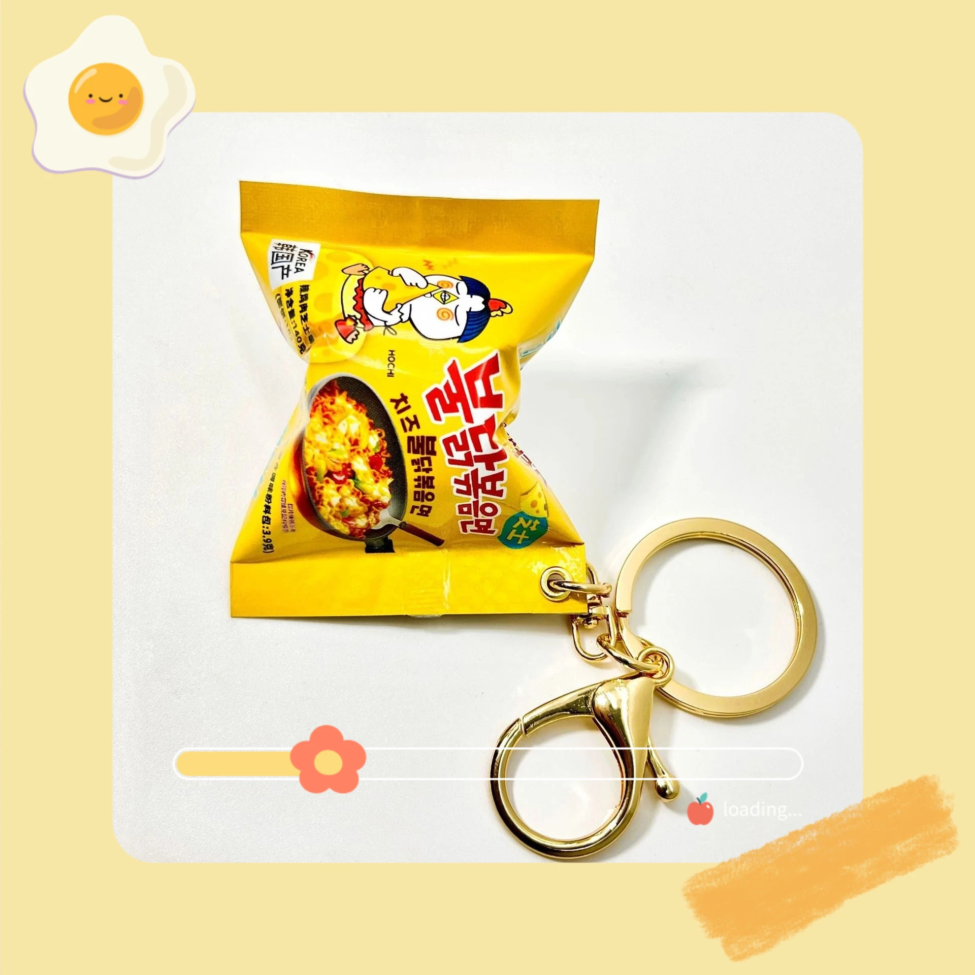 LLavero de fideos picantes de estilo coreano, juguete de comida de imitación realista Samyang Ramen, colgante en miniatura, bonito regalo para amantes de los alimentos