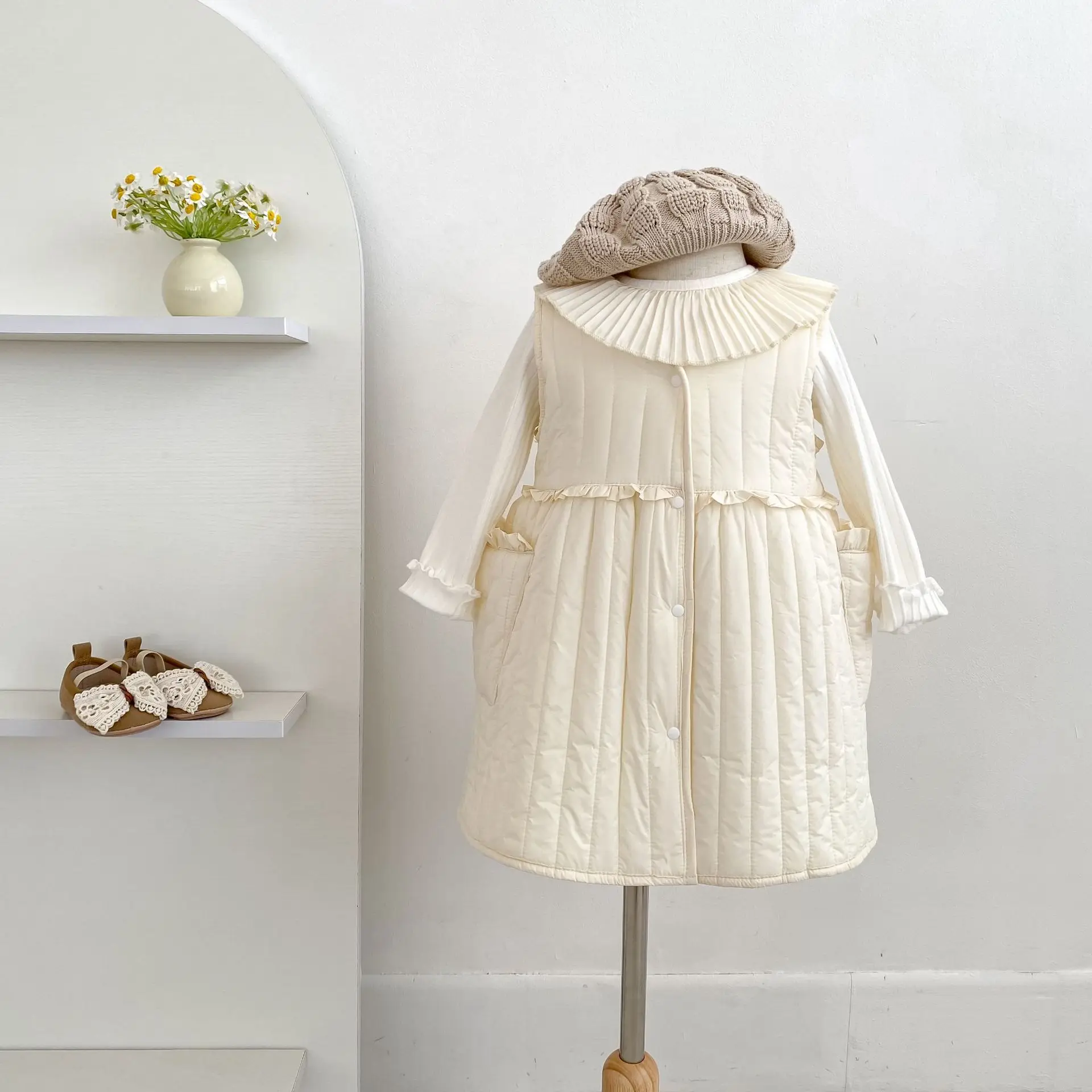 

Новая осенняя детская одежда для детей 2–4 лет, милое жилетное пальто для девочек, модная жилетка на хлопковой подкладке.