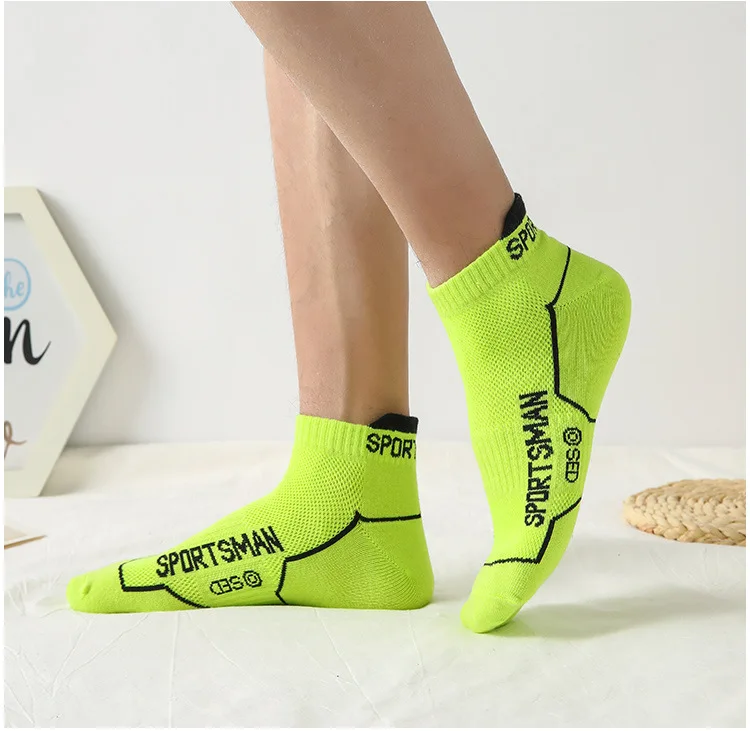 6 Paar Socken für Herren, kurze Socken, schweißabsorbierend und geruchsdicht, Basketballsocken, Laufsportsocken, atmungsaktive Mesh-Herrensocken – Detail 12