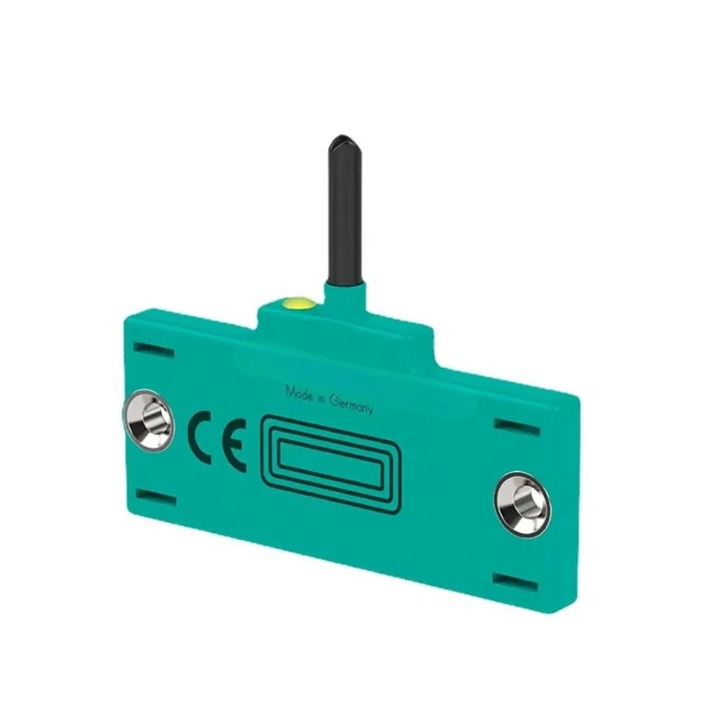 P+F Pepperl+Fuchs RLK31-8-2500-IR/31/115 photoelectric switch sensor RLK31-8 original authentic