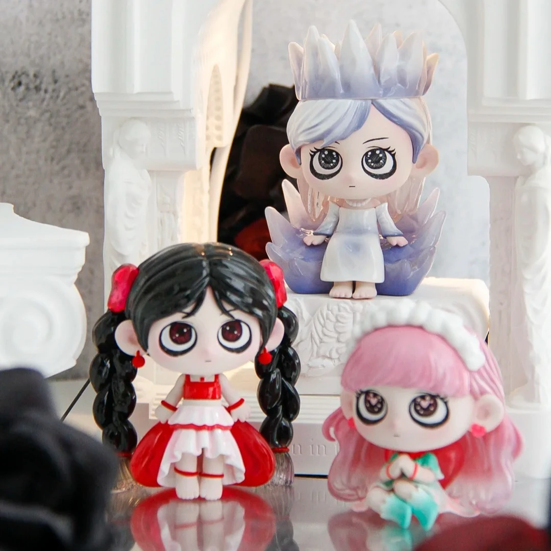 

KIKIV2 ToThe Guardian Star Serie Blind Box Cute Model Tabletop Ornament Fashion Trendy Play Collectible Mystery Box Surpris Gift