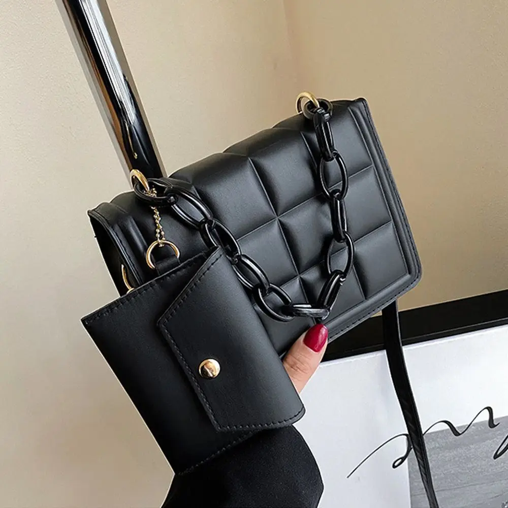 PU Leather Shoulder Bag New Minimalist with Thick Chain Crossbody Bag Black Small Square Bag Women Girls