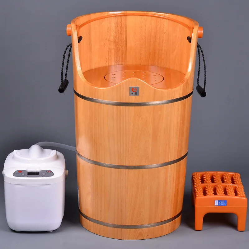 Wood wind with stools, use more fumigation buckets, steam sweat steaming wooden buckets, men and women sit on the head