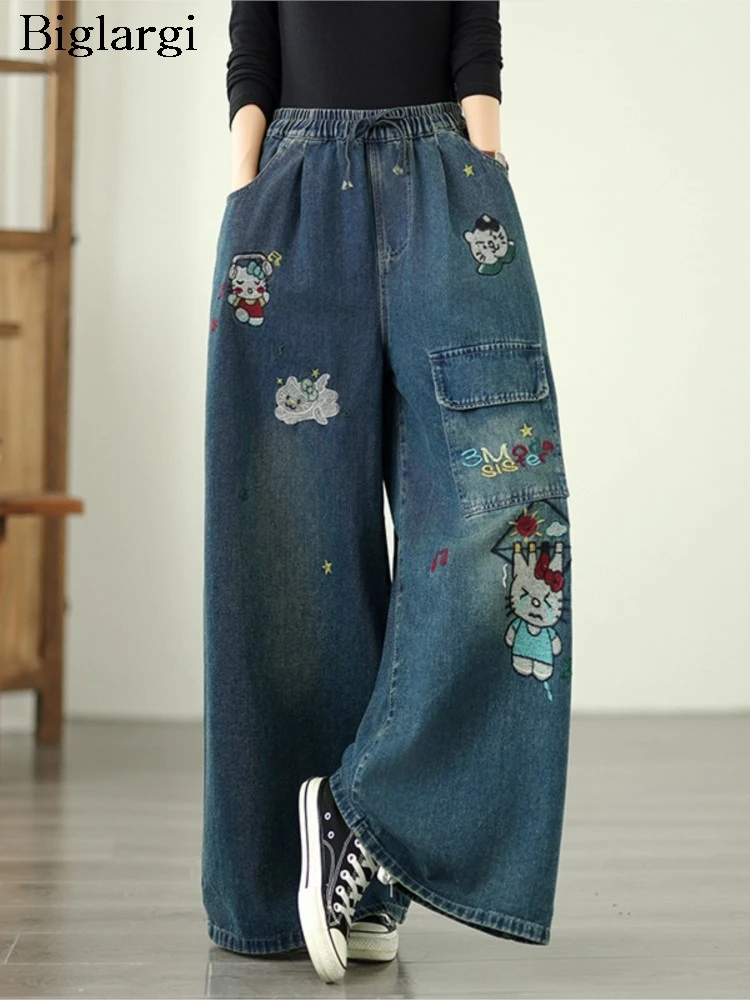 

Джинсы большого размера, осенние брюки, женские милые мультяшные вышивки, модные эластичные женские брюки с высокой талией, широкие свободные женские брюки